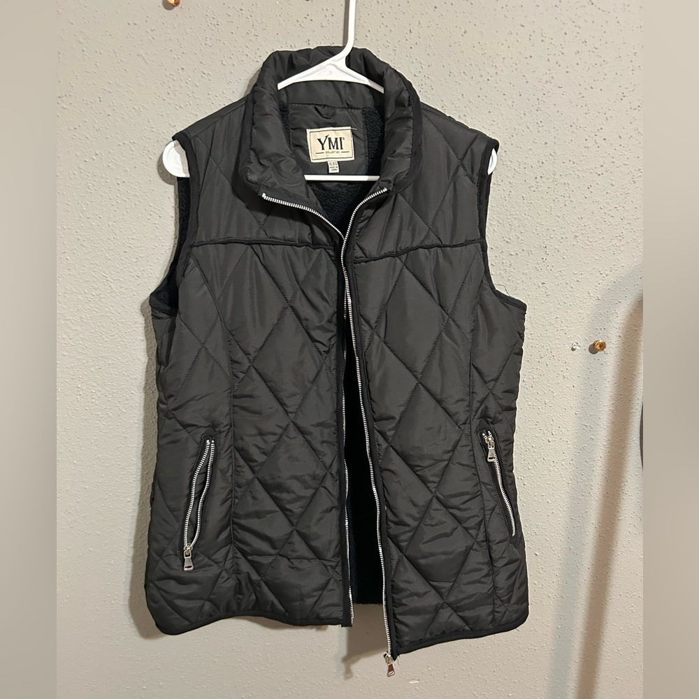 YMI Women's Quilted Black Vest